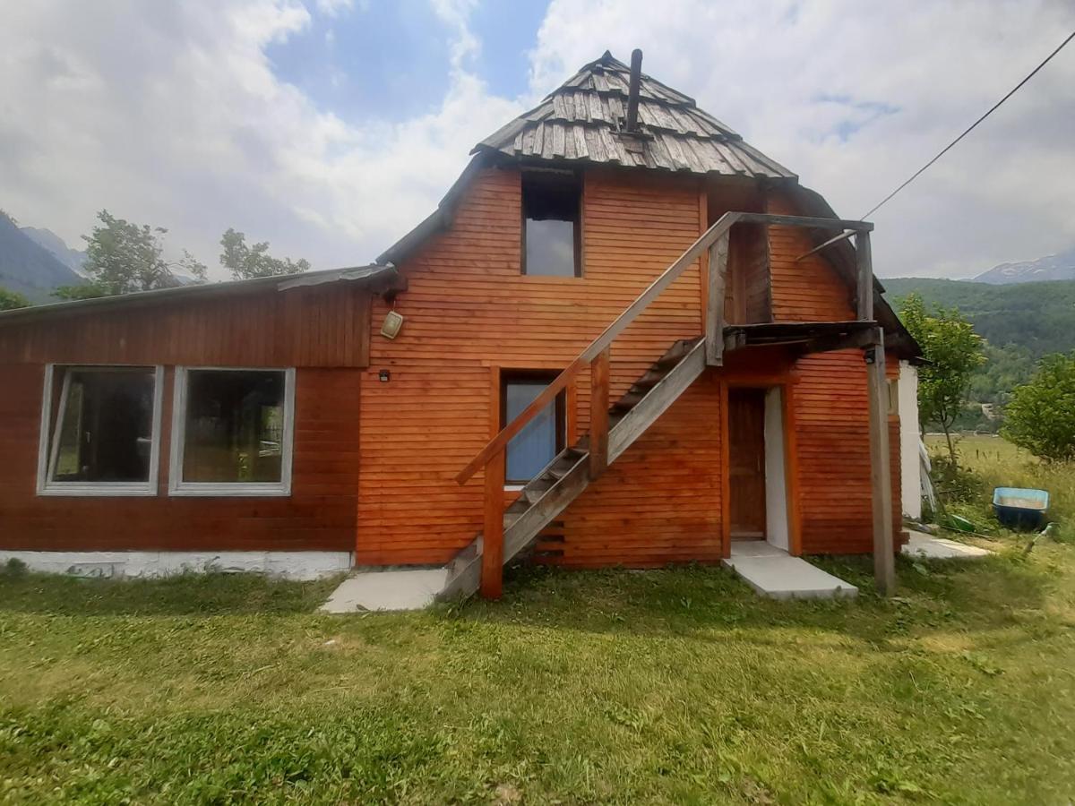 Bujtina 2 Hotell Valbona Exteriör bild