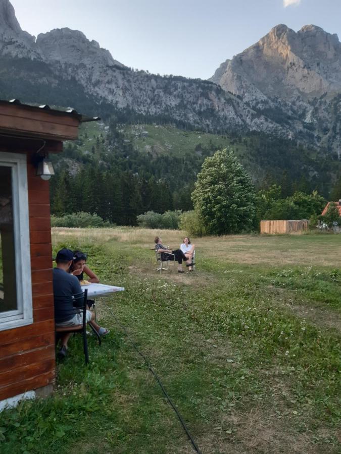 Bujtina 2 Hotell Valbona Exteriör bild