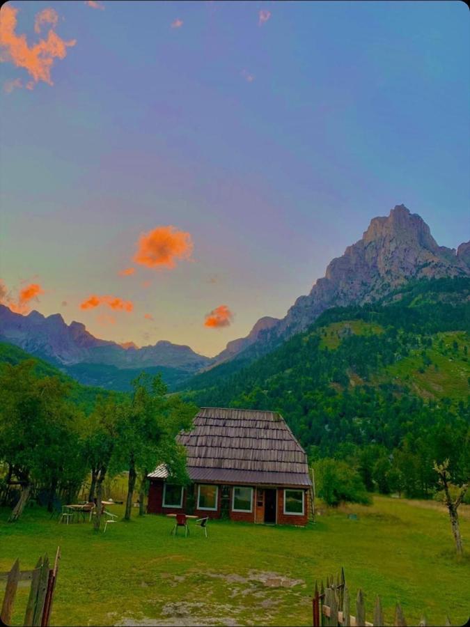 Bujtina 2 Hotell Valbona Exteriör bild